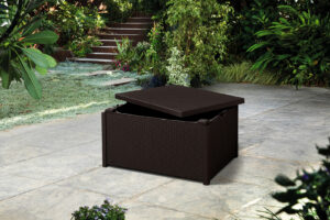 Brązowy stolik ze schowkiem ARICA