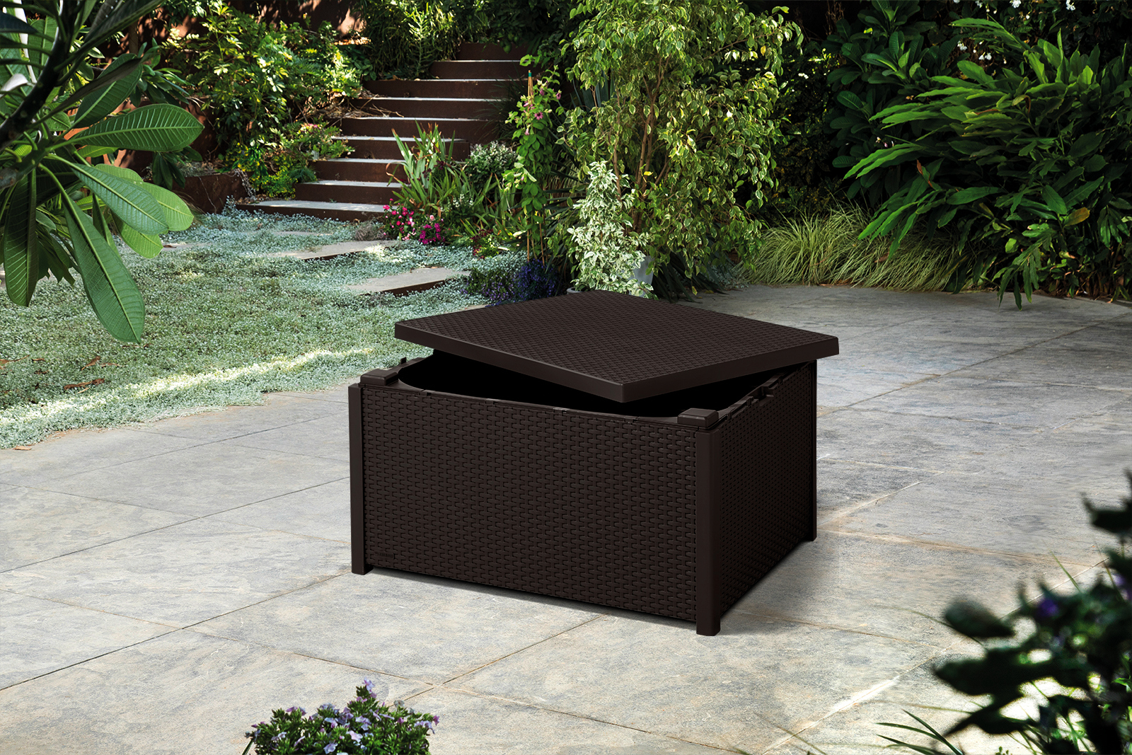 Brązowy stolik ARICA