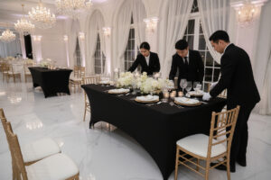 Biały Stół cateringowy składany 180x75 cm z pokrowcem CZARNY